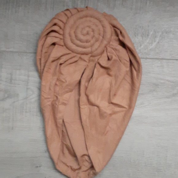 Accessories - Brand new head wrap for hair